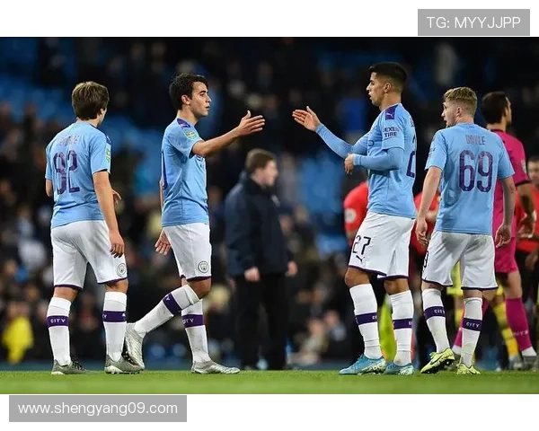 欧洲豪门鏖战再掀高潮新星闪耀引爆今夜足坛焦点对决震撼上演全场